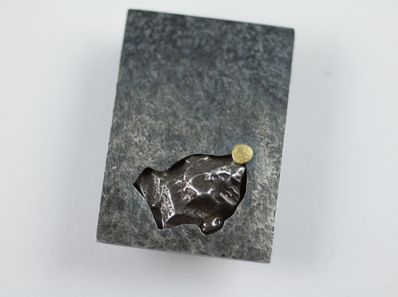 Silver, Meteorite pendant with Gold disc