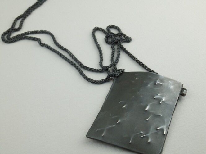  Silver oxidized hollow to house mementos