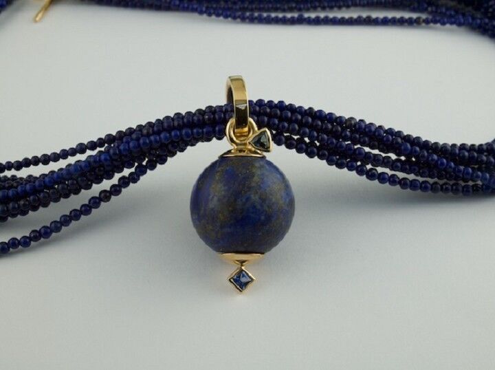  Lapis lazuli necklace and bead with blue and green Sapphires